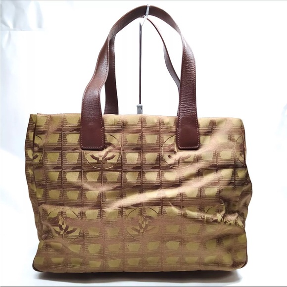 Authentic Rare Chanel Tote Bag New Travel Line Nylon Olive Green Women's Bag - Picture 3 of 11